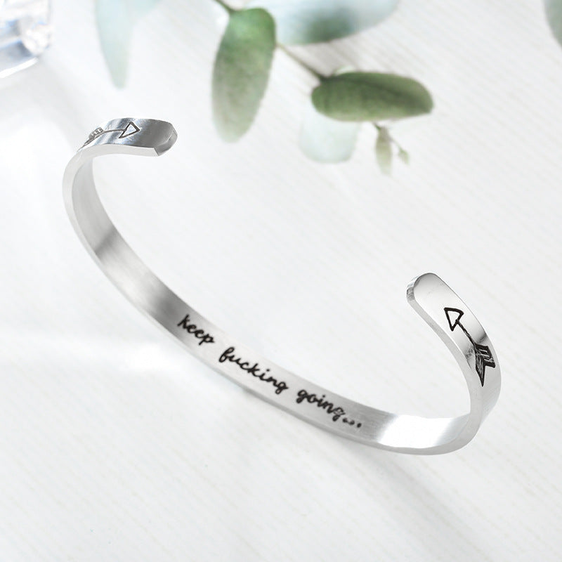 **Bracelet femme en acier inoxydable or, éléphant origami porte-bonheur**.