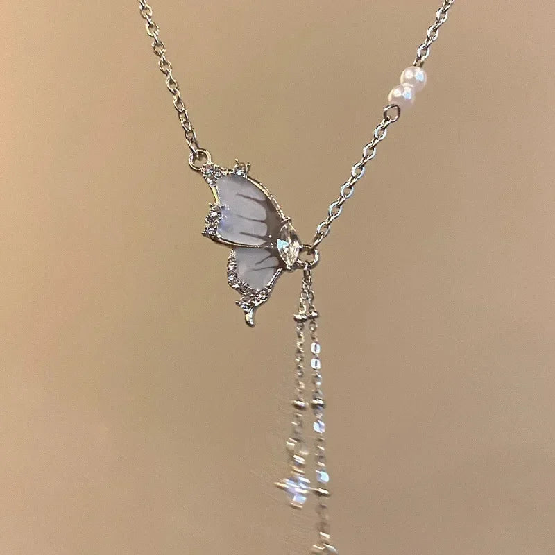 Nouveau collier perle pour femme 2025 – Style K-pop, couleur dorée, avec pendentif perlé, chaîne double couche type choker. Bijou de mode tendance gothique.