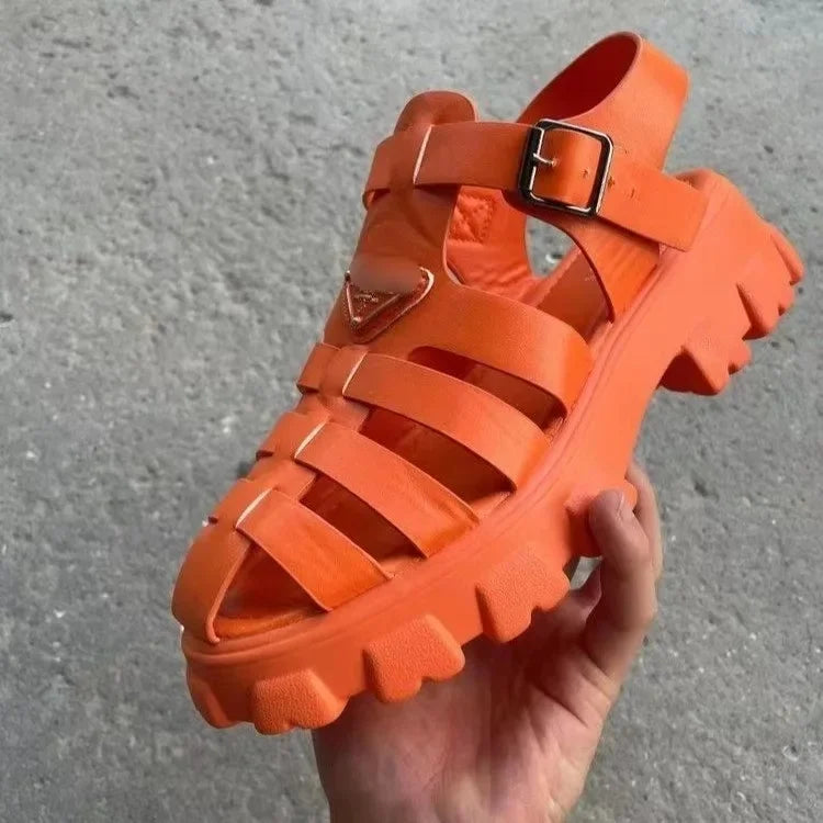 Sandales romaines à talons épais, respirantes et ajourées, avec plateforme tressée, étanches et rétro, pour l'été.