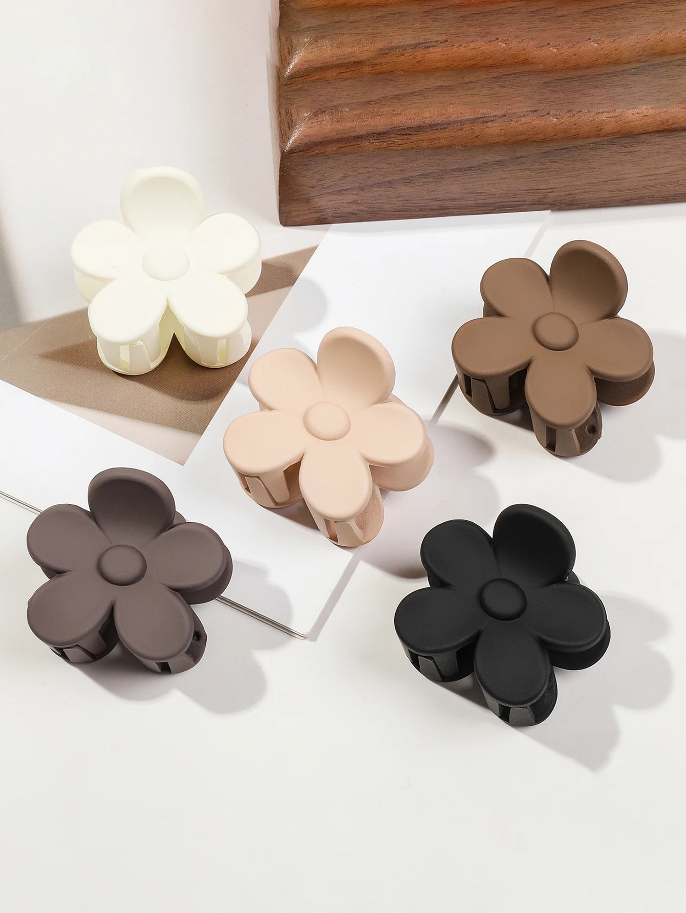 Lot de 5 petites pinces à cheveux fleuries mat pour femmes et filles – Clips à mâchoire antidérapants pour cheveux fins