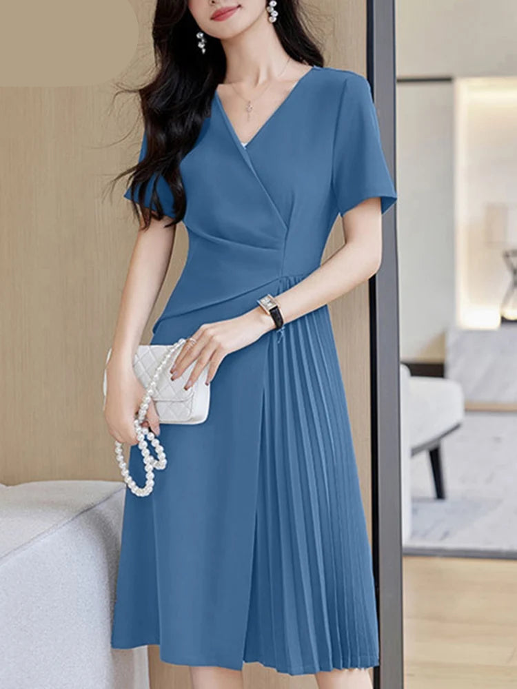 Robe midi plissée unie – Élégante robe d'été à col V pour femme