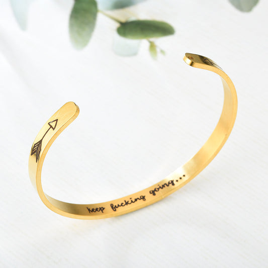 **Bracelet femme en acier inoxydable or, éléphant origami porte-bonheur**.