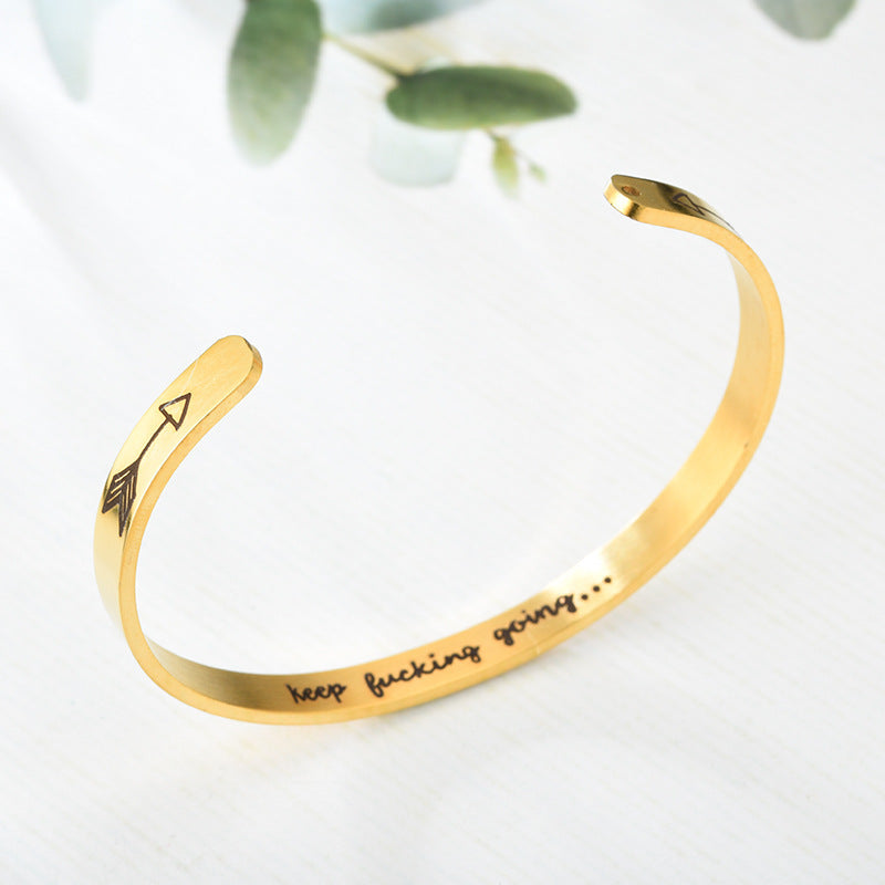 **Bracelet femme en acier inoxydable or, éléphant origami porte-bonheur**.