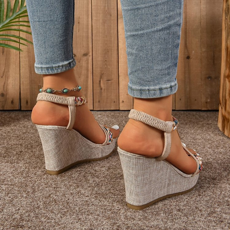 Sandales compensées en corde de chanvre avec strass et semelle en paille