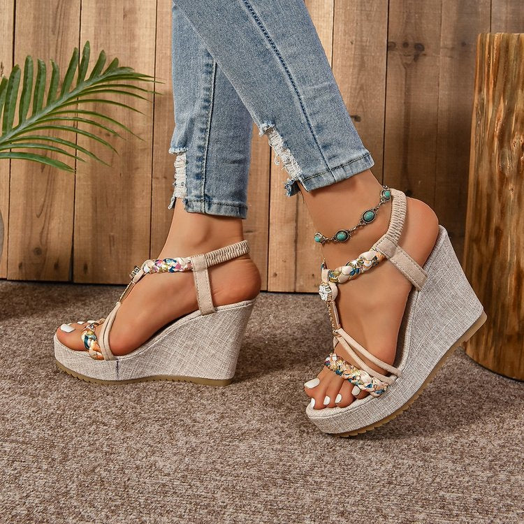 Sandales compensées en corde de chanvre avec strass et semelle en paille