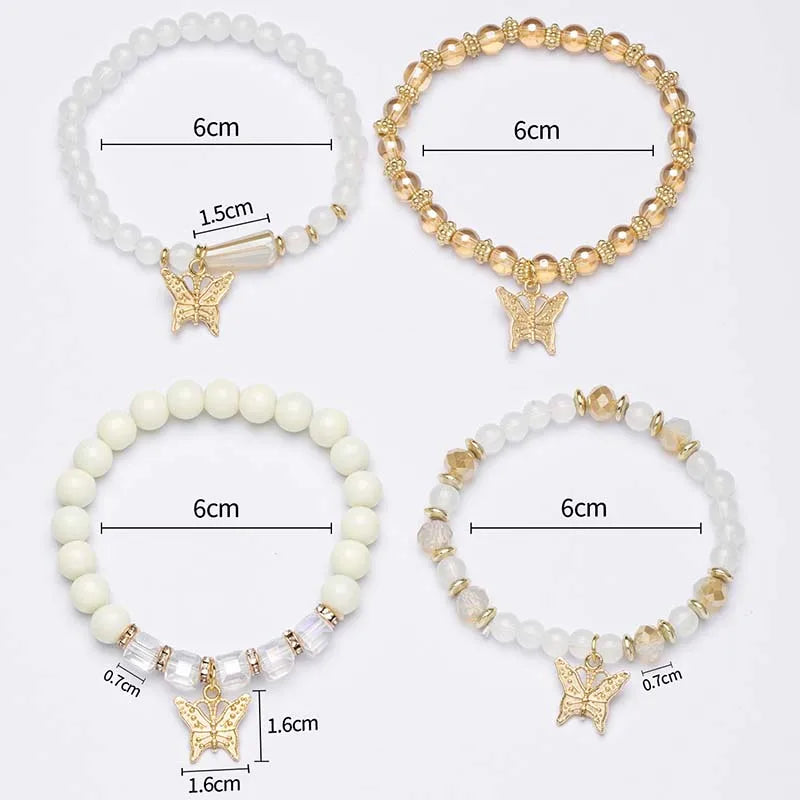 Lot de 4 bracelets tendance pour femme – Perles roses avec papillon, chaîne élastique, style bohème, parfait pour les fêtes et idées cadeaux