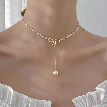 Nouveau collier perle pour femme 2025 – Style K-pop, couleur dorée, avec pendentif perlé, chaîne double couche type choker. Bijou de mode tendance gothique.