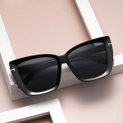 Lunettes de soleil œil-de-chat pour femme – Design de marque, style vintage 2024, haute qualité, monture large, tendance et élégante."